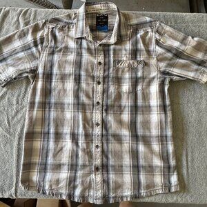 KAVU men's cotton button down short sleeve shirt (XL)